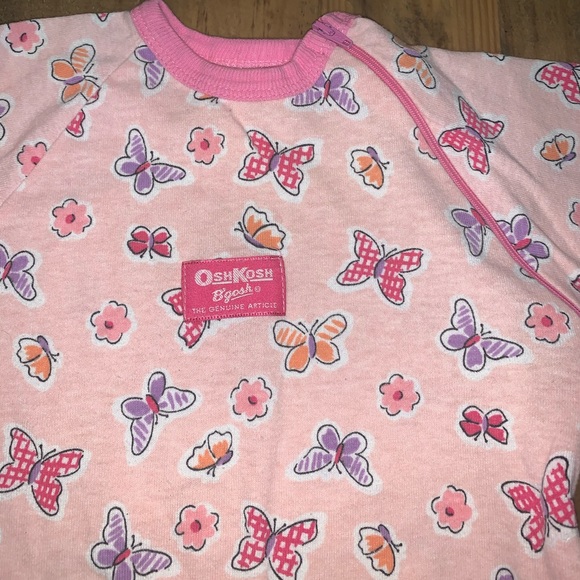 3 for $10 / Vintage Oshkosh B’Gosh PJs (18 M) - Picture 2 of 4